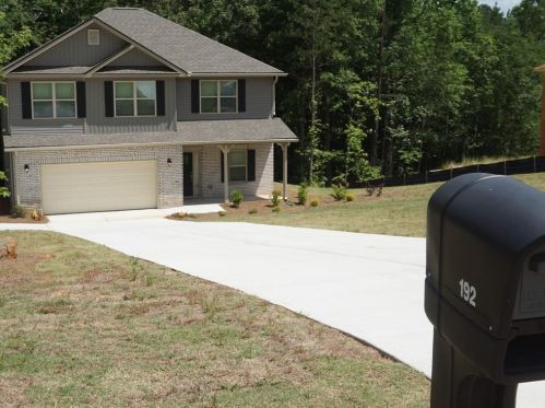 192 Amidon Dr, Villa Rica, GA 30180-5523