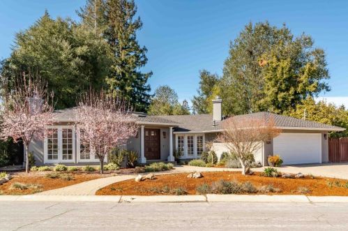 426 Valencia Dr, Los Altos, CA 94022-1758