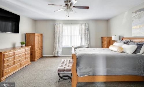 340 Revenoor Rd, Harpers Ferry WV exterior