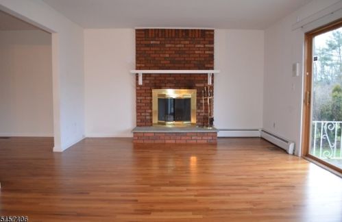 16 Colonial Ct, Paterson NJ  07512-1203 exterior