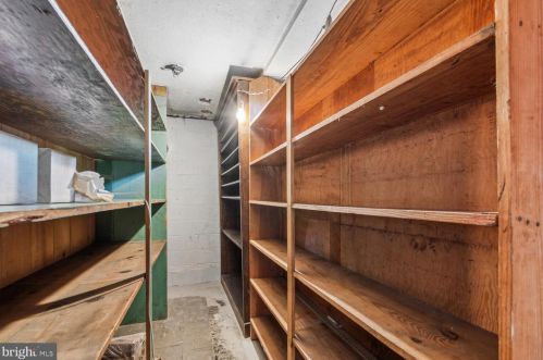 815 Davis Ave, Silver Spring MD 20912-6472 exterior