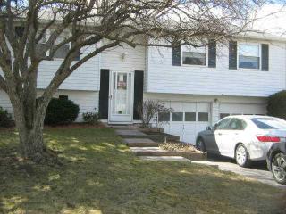 436 San Jose Dr, Toledo, OH 43615-6110