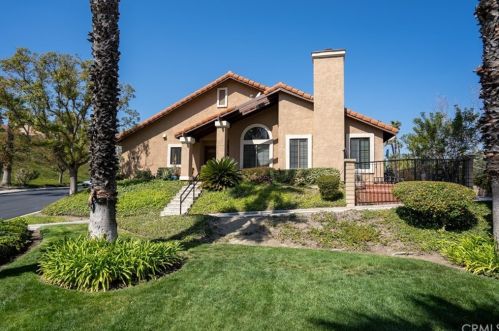 6081 Ladera Ln, Anaheim, CA 92807-4847