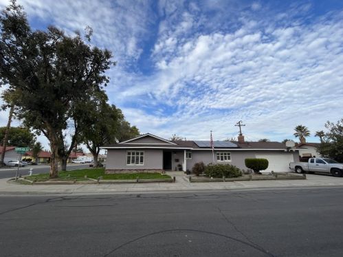 1158 Santa Lea St, Los Banos, CA 93635-3249