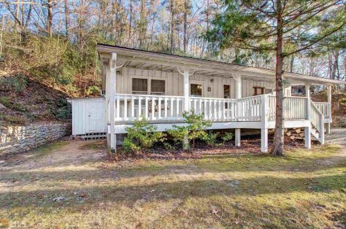 214 Golf Dr, Clayton, GA 30525-7635