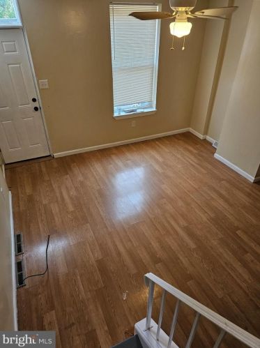 3346 Amber St, Philadelphia, PA 19134-3207