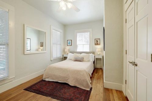 1717 5th St, Austin TX  78702-4635 exterior