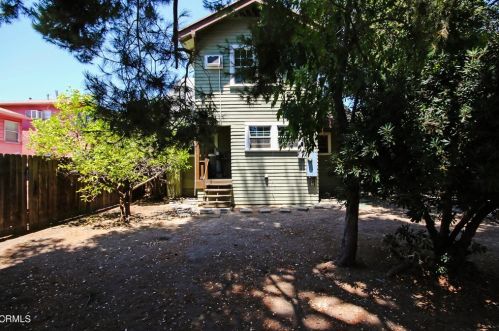 368 Milford St, Glendale CA  91203-2004 exterior