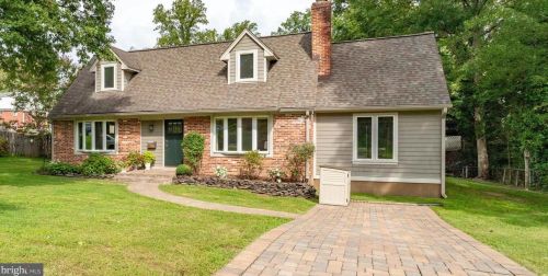 8808 Trafalgar Ct, Springfield, VA 22151-1144