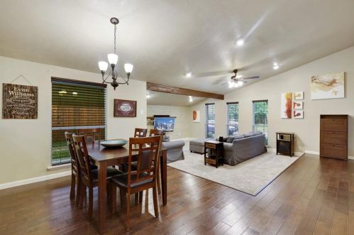 2017 Jennifer Ct, Carrollton TX 75007-3528 exterior