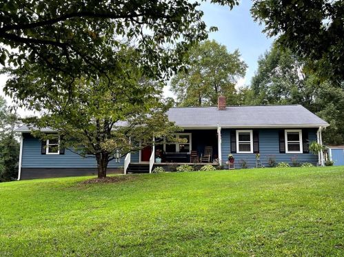 2727 Hog Mountain Rd, Jefferson GA  30549-1715 exterior