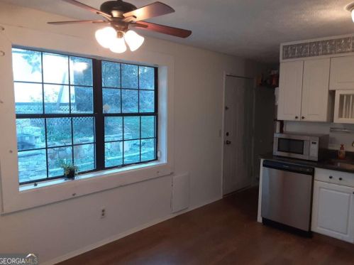 90 Cumberland Dr, Rex GA 30273-1800 exterior