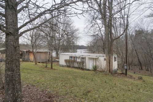 1163 Cave Springs Rd, Lebanon, TN 37087-7974