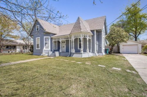 3907 Roberts St, Greenville, TX 75401-5164