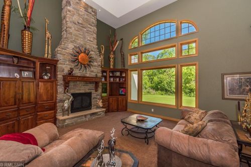 5148 Mary Allen Ln, Brainerd, MN 56401-7989