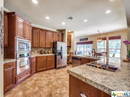 248 Mystic Breeze, Spring Branch TX 78070-5076 exterior