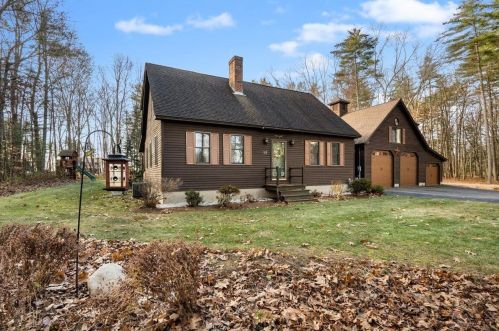 82 Portsmouth St, Concord, NH 03301-5486