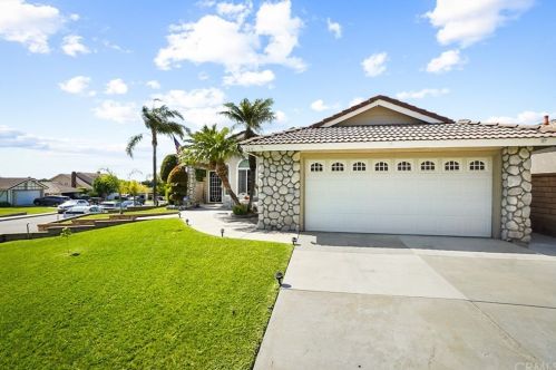 260 Brookside Ct, Anaheim CA  92808-1204 exterior