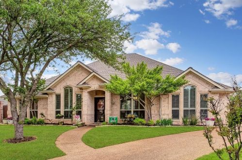 8216 Fin Wood Ct, Fort Worth, TX 76182-8436