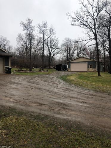 7937 Gilbert Ln, Brainerd, MN 56401-2778