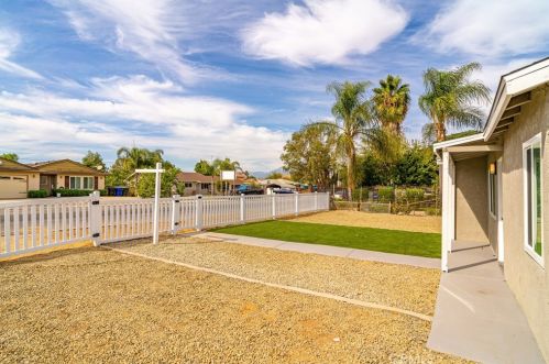 5036 Rutile St, Riverside CA  92509-3593 exterior