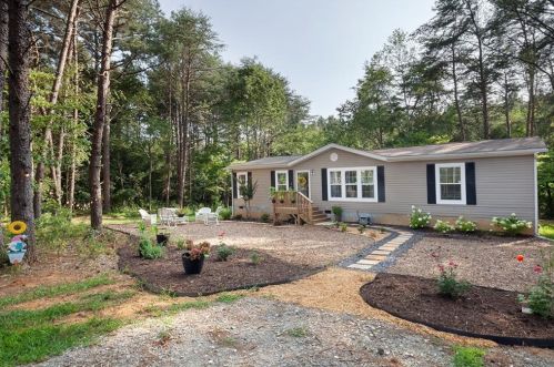 10849 Fairmount Hwy, Fairmount, GA 30139-0028