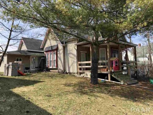 818 Lafayette St, Macomb, IL 61455-2956