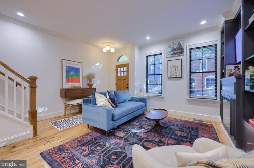 330 Mary St, Lancaster PA  17603-3328 exterior