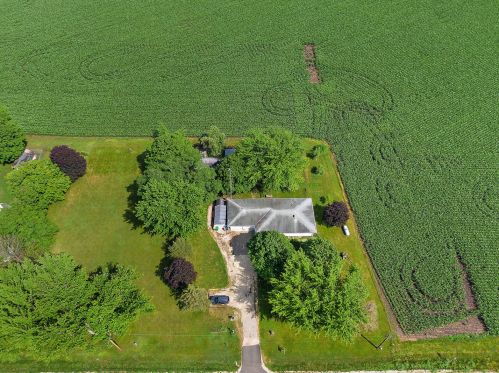 15354 Plank Rd, Sycamore IL  60178-8743 exterior