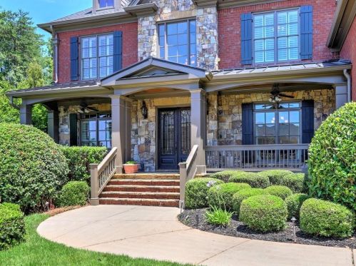 4047 Chapel Grove Dr, Marietta, GA 30062-1069