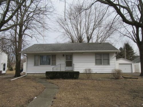 304 2nd St, Danforth, IL 60930-9010