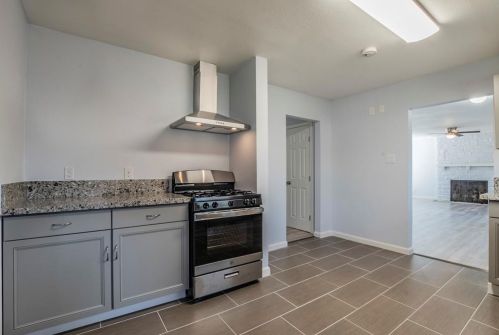 1401 Inwood Blvd, Garland TX 75042-8112 exterior