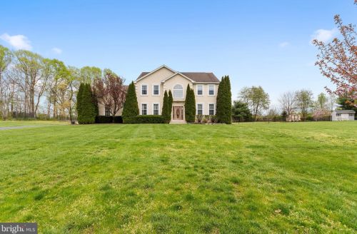 53 Marathon Dr, Auburn, NJ 08085-1801