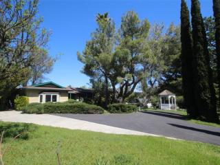 8805 San Gabriel Rd, Atascadero, CA 93422-4959