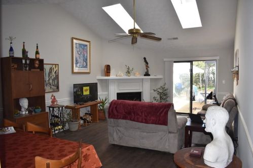 5105 Hill Farm Dr, Holly Springs, GA 30188-4031