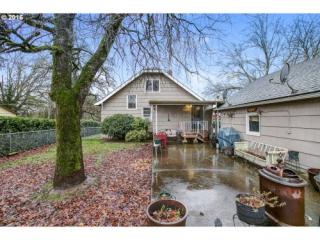 16809 Foster Rd, Damascus, OR 97080