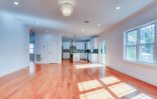 182 Harding Rd, Scotch Plains, NJ 07076-1441