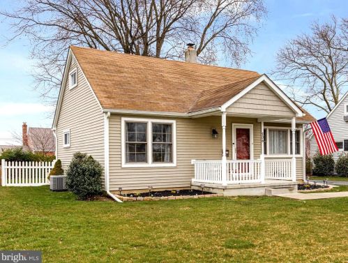206 Patricia Ln, Runnemede, NJ 08078-1737