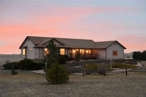 29126 Clear View Cir, Elizabeth, CO 80107-6708