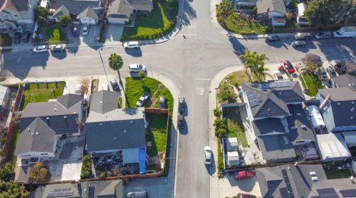 2874 Stallion Way, San Jose, CA 95121-1737