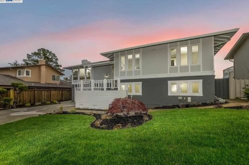 3257 Waterview Ct, Hayward, CA 94542-2124