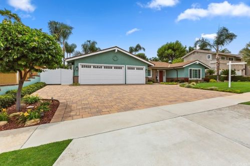 1877 Palomino Ave, Upland, CA 91784-1560