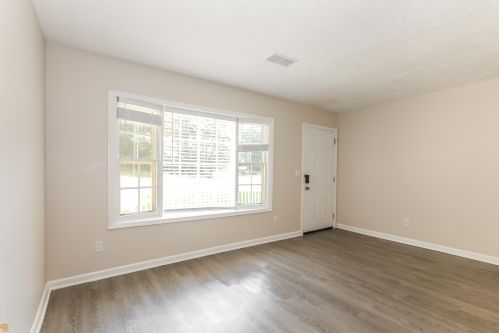 937 Dawn Ct, Conyers GA  30094-2712 exterior