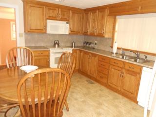 4330 Taylor Dr, Connelly Springs, NC 28612-7401