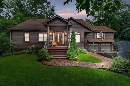 13031 86th Ave, Palos Park, IL 60464-1820