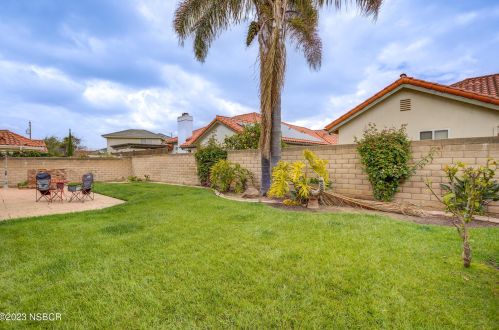 2418 Sandpiper Dr, Santa Maria CA  93455-1521 exterior