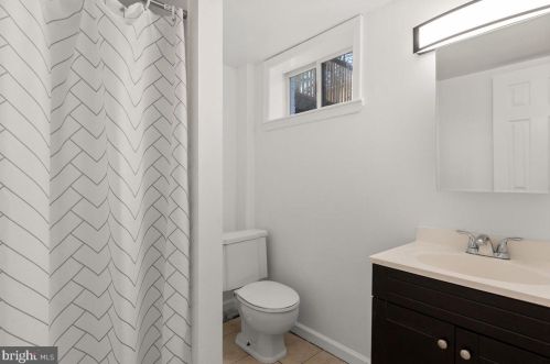 1603 Ballard St, Silver Spring MD 20910-2732 exterior