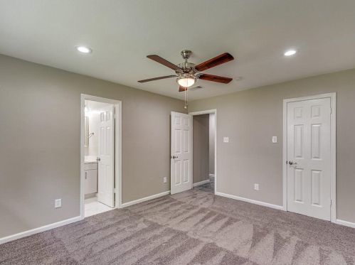 2920 Sierra Dr, Fort Worth TX  76116-3918 exterior