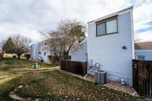 16443 Radcliff Pl, Denver CO  80015-7089 exterior