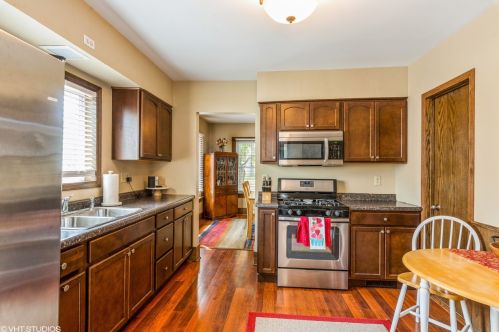 1028 Townsend St, Sycamore IL  60178-2527 exterior